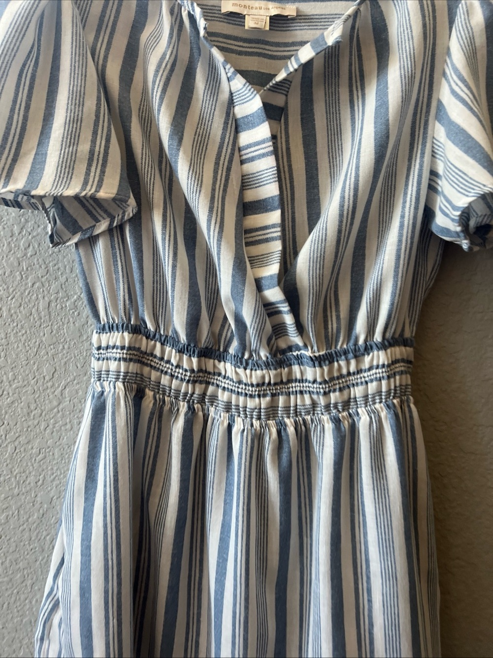 Coastal, Smocked waist, Faux wrap, Flutter sleeve, Monteau Casual summer dress - Picture 2 of 9
